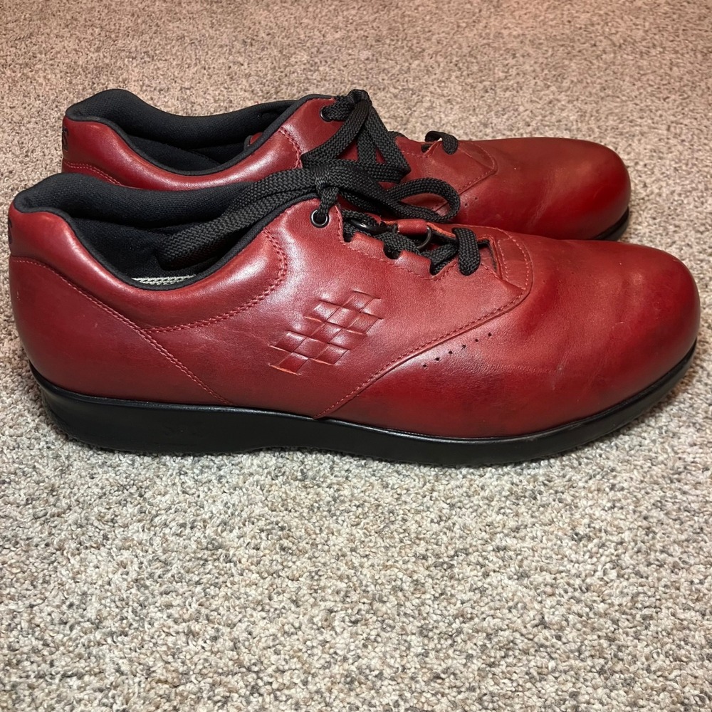 SAS Free Time Women's Red Leather Walking Shoes Comfort Sneakers 11 M Made USA‎